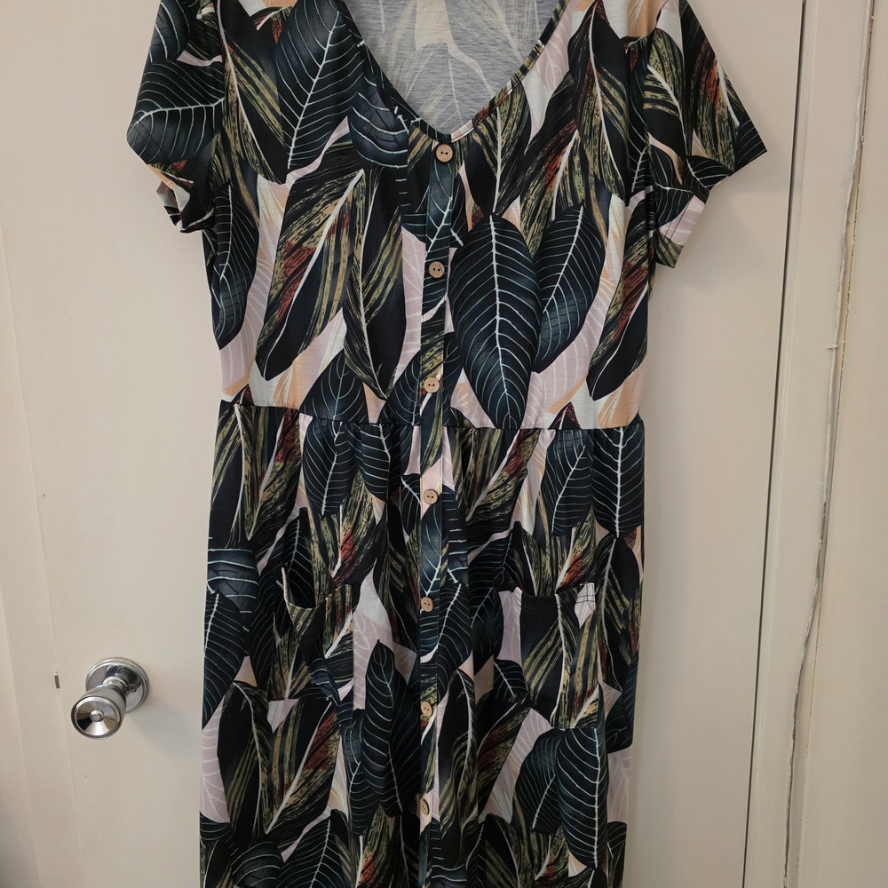 Leaf Print Button-Front Midi Dress